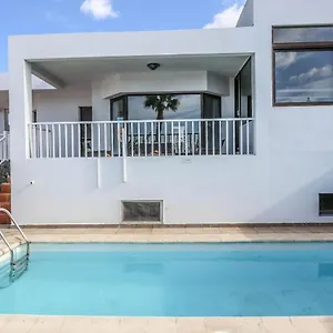 villa-etna-family-y-relax.in-canary-islands.com/